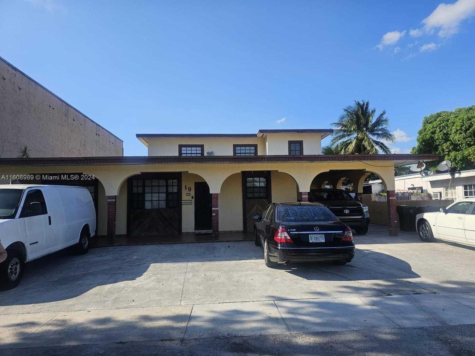 19 45th St, Hialeah, Single Family Home,  for sale, One Stop Realty - Miami